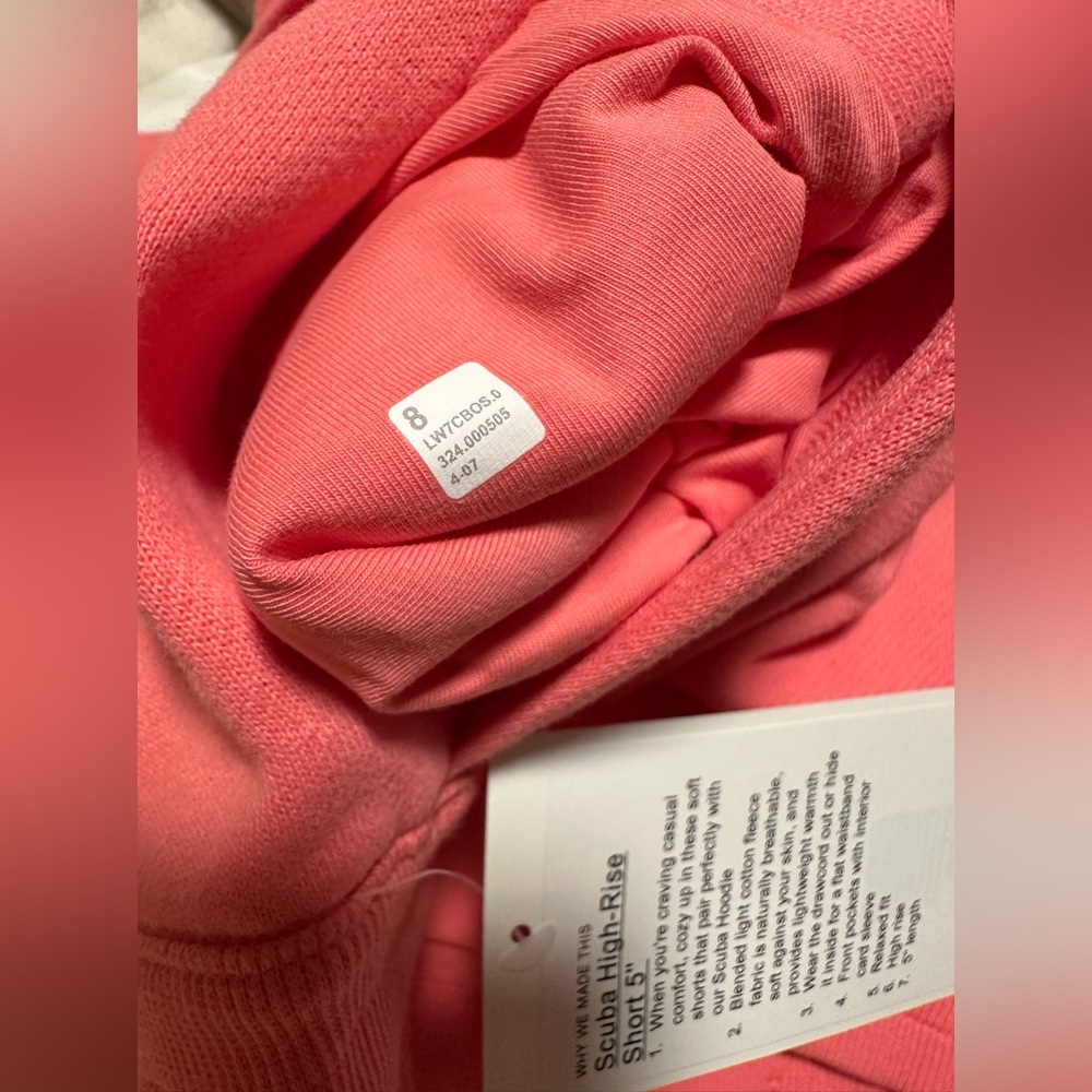 Lululemon Scuba High-Rise Short 5” size 8 Sakura pink - Picture 7 of 7